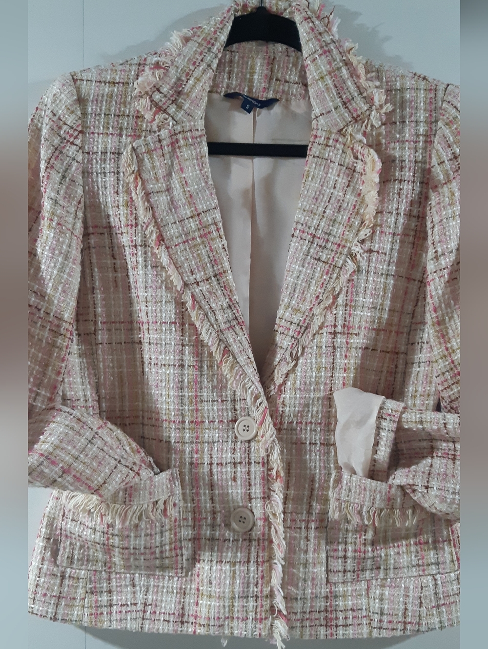 NWOT Adorable Reitmans Light Weight Pink & Cream Tweed Fringe Blazer Size 5